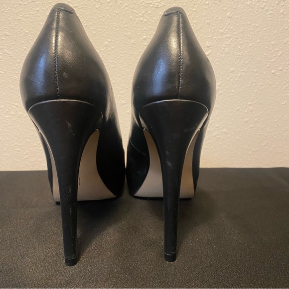 Charles by Charles David Black 8 Leather Platform Stiletto Heel Closed Toe NWOT - Picture 4 of 5